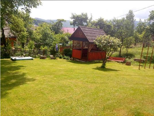 Затишний Дім Villa Yaremche Eksteriør billede