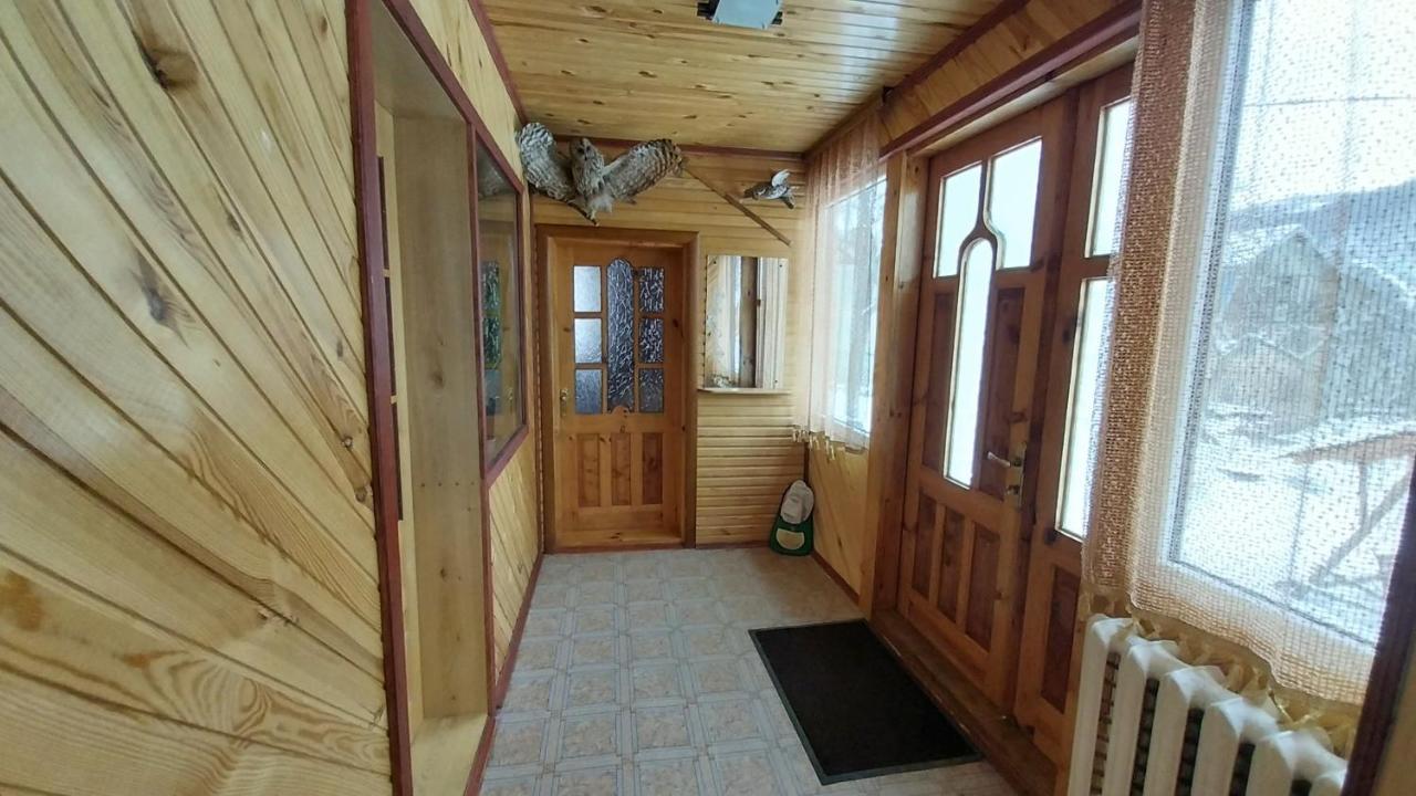 Затишний Дім Villa Yaremche Eksteriør billede